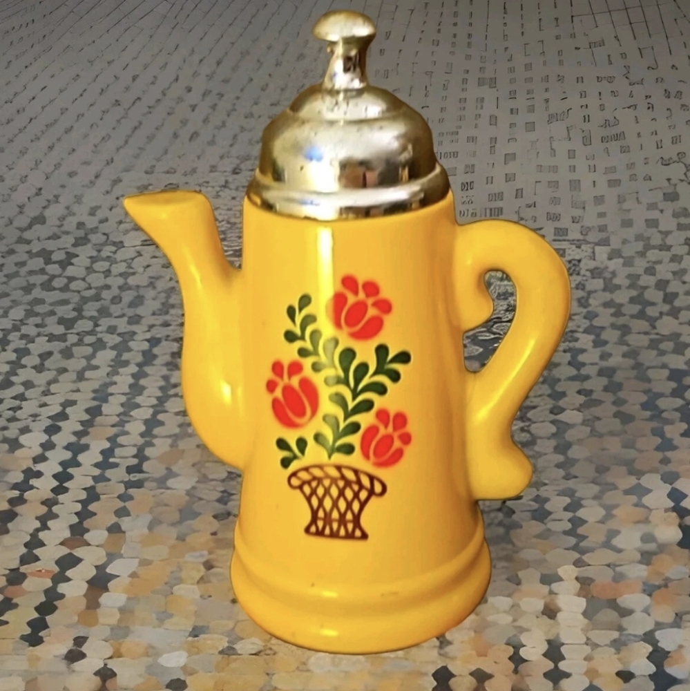 Avon Koffee Klatch Honeysuckle Foaming Bath Oil Bottle Decanter 1970s